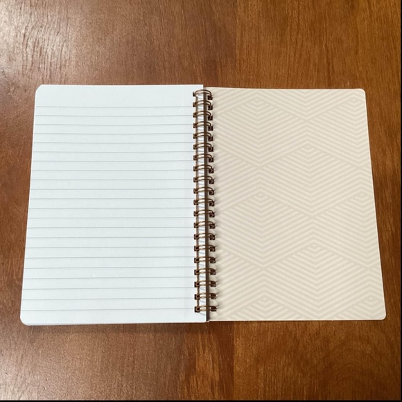 Caliber Spiral Notebook College Ruled New 80 perforated sheets 5”x7” Bundle of 3 - Picture 10 of 10